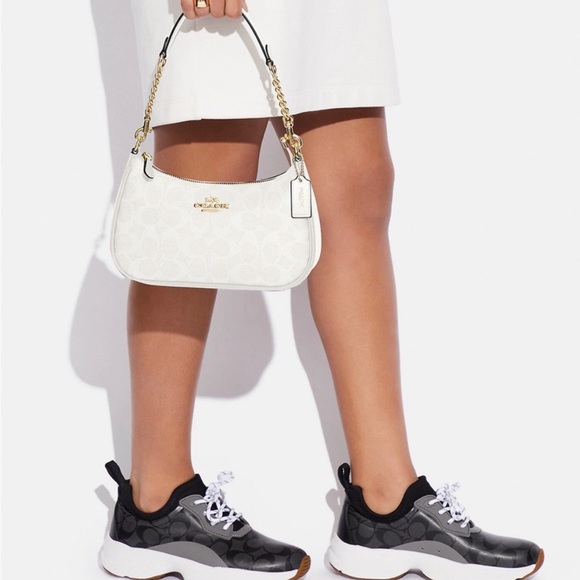 NWT Coach Teri Shoulder Bag  & Detached Strap - Picture 3 of 16